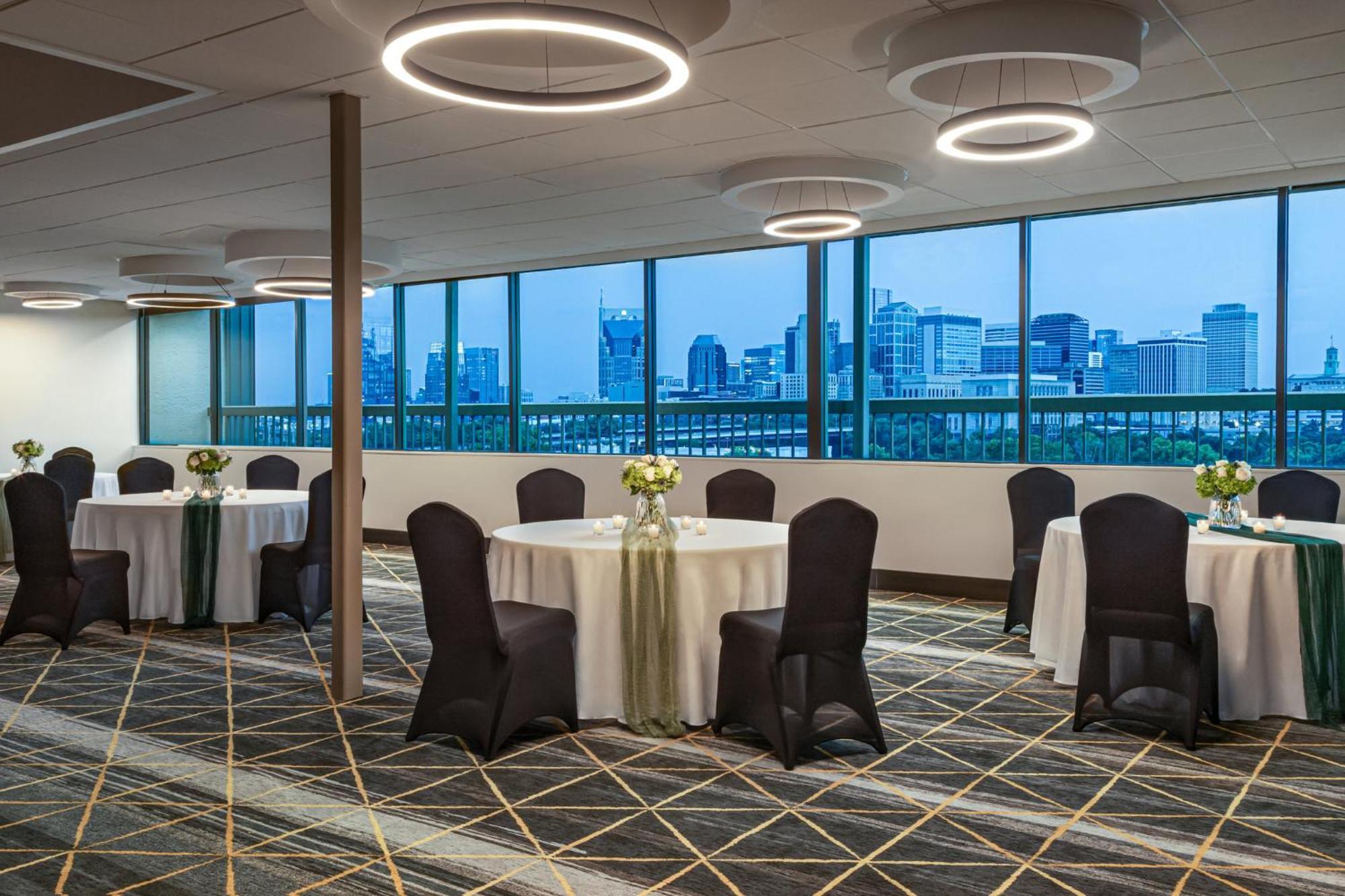 Holiday Inn Nashville Downtown - Stadium By Ihg Экстерьер фото